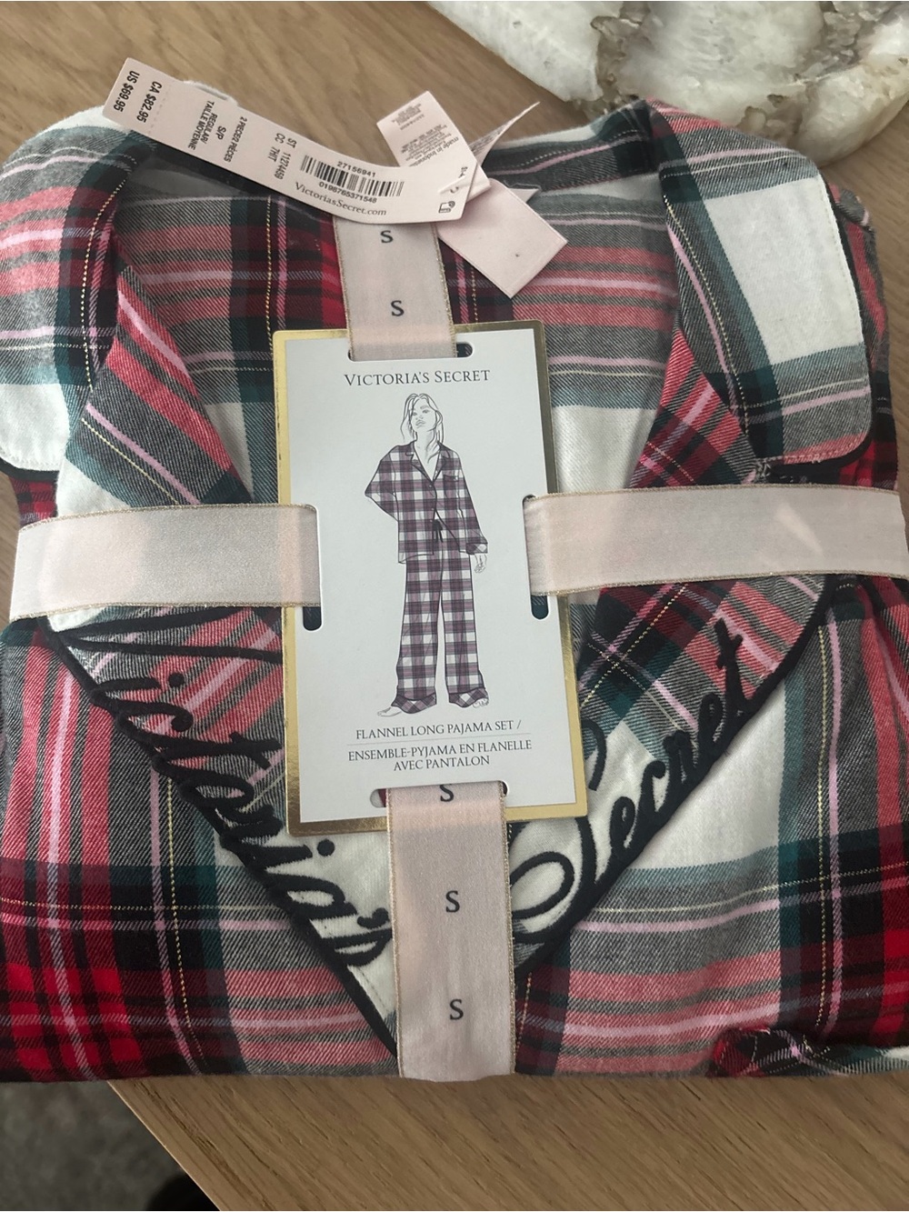 Victoria’s Secret Long Plaid Flannel Pajama Set - Picture 10 of 10
